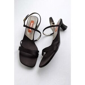 Unlisted Kenneth Cole Black Strappy Kitten Heel Sandals Square Toe Womens 8